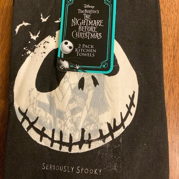 NWT! JACK SKELLINGTON with SALLY SERIOUSLY SPOOKY KITCHEN TOWELS SET OF 2 - Picture 2 of 6